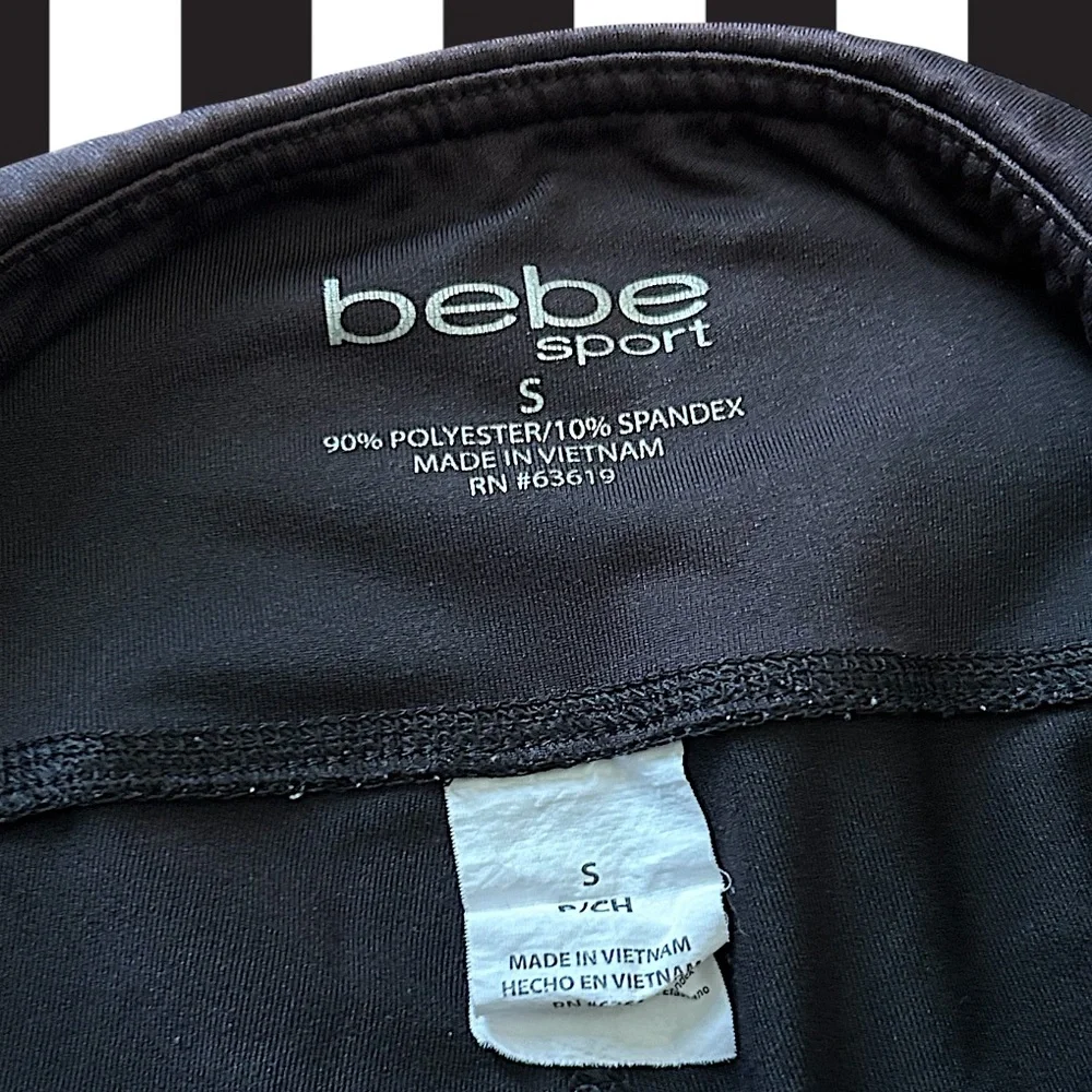 Bebe Sport Cropped Leggings Y2K Millennial Silver Logo Size S Activewear Fitness